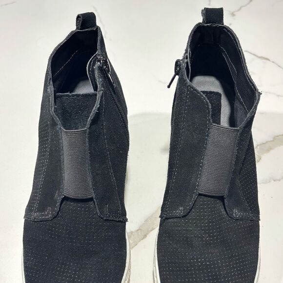 Steve Madden | Women’s Wavery Black Suede Wedge Sneakers Chic High Top Size 7 - Picture 3 of 10
